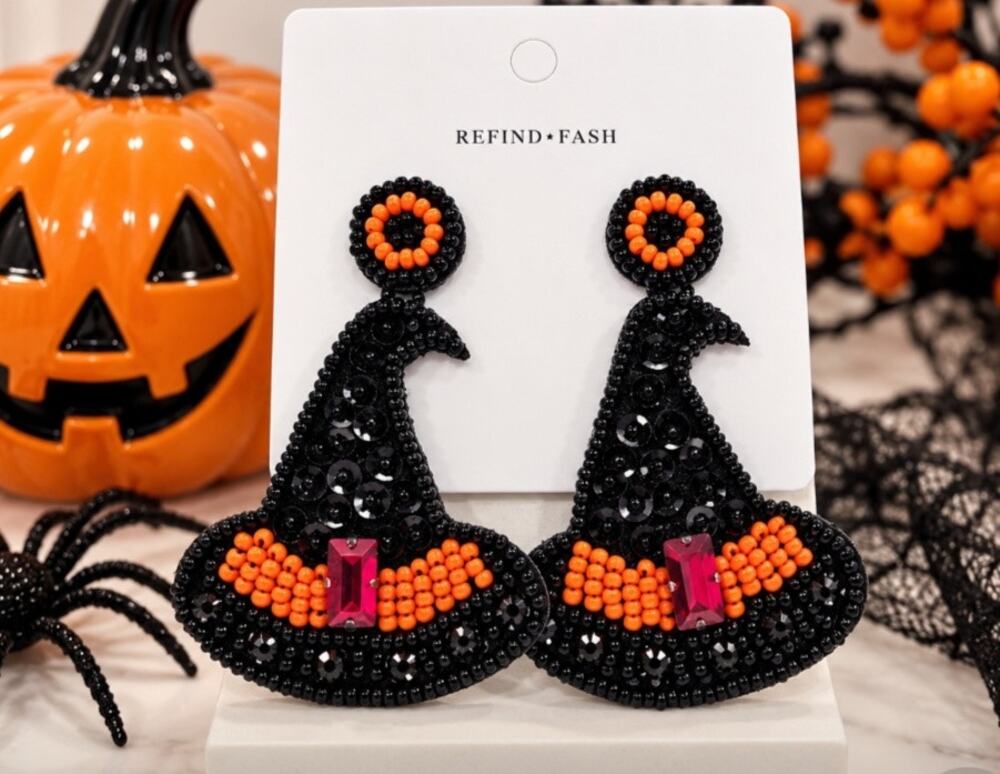 Beaded Witch Hat Black Earrings New